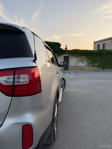 Kia Sorento-5
