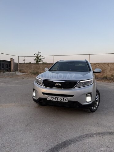 Kia Sorento-1