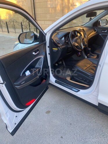 Hyundai Santa Fe-9