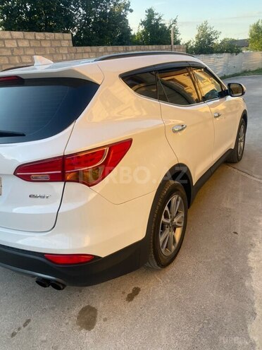 Hyundai Santa Fe-6