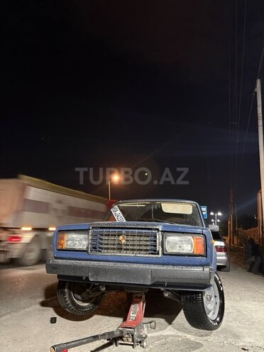 LADA (VAZ) 2107-1