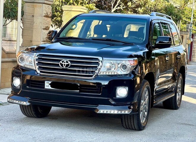 Toyota Land Cruiser-4