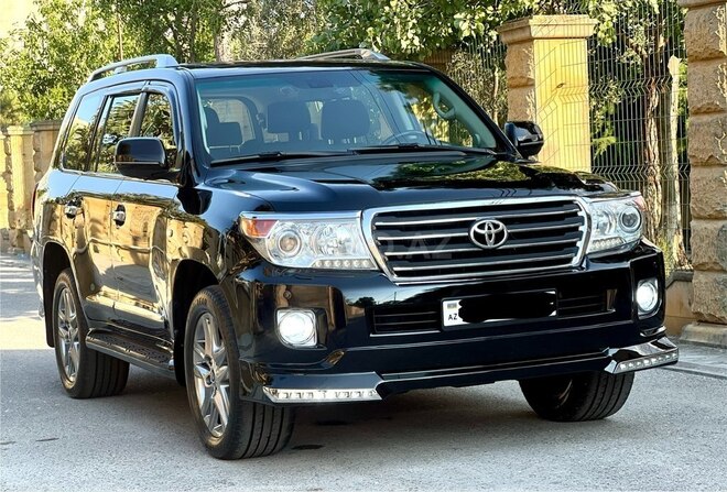 Toyota Land Cruiser-3