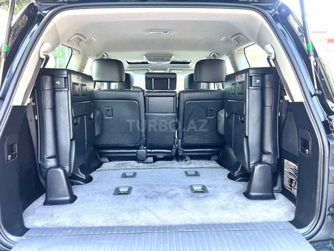 Toyota Land Cruiser-17
