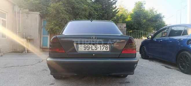 Mercedes C 220-2