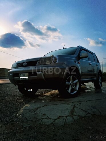 Nissan X-Trail-1