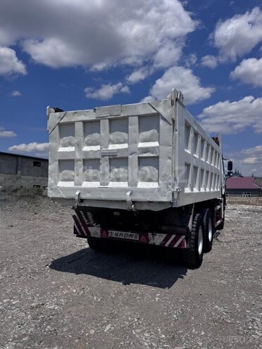 HOWO Sinotruk-4