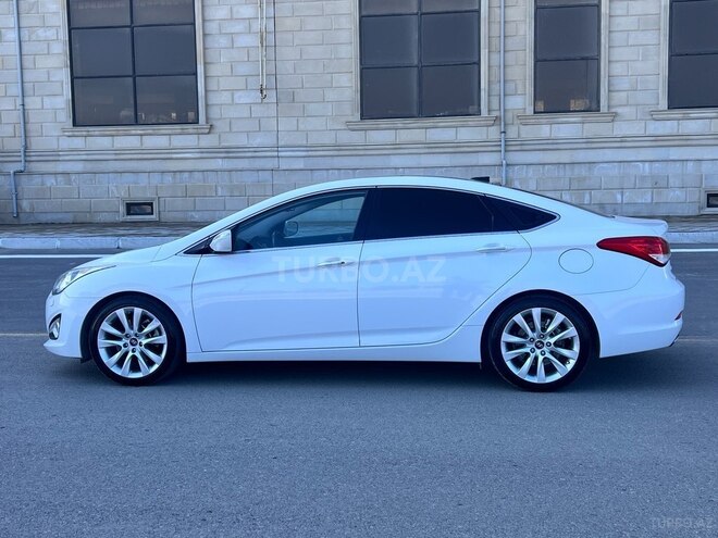 Hyundai i40-6