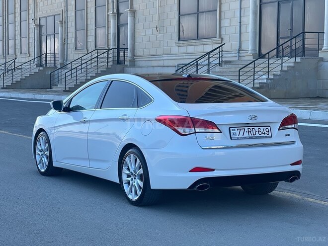 Hyundai i40-5