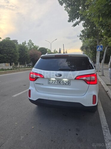 Kia Sorento-7