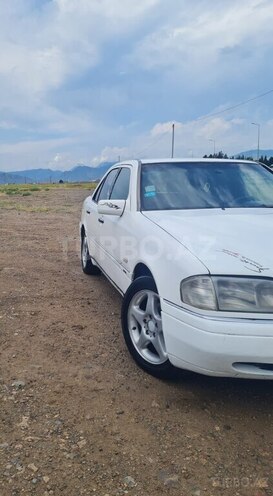 Mercedes C 220-9