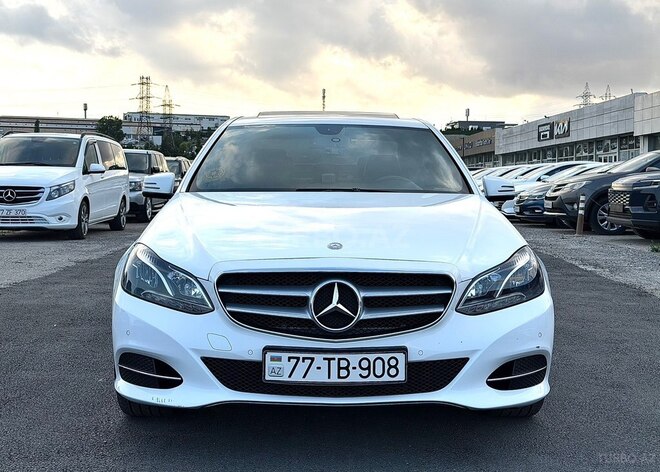 Mercedes E 250-1