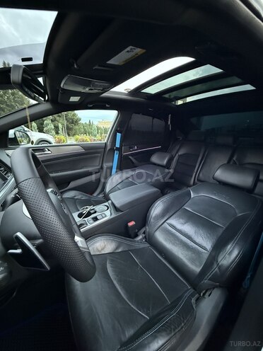 Hyundai Sonata-17