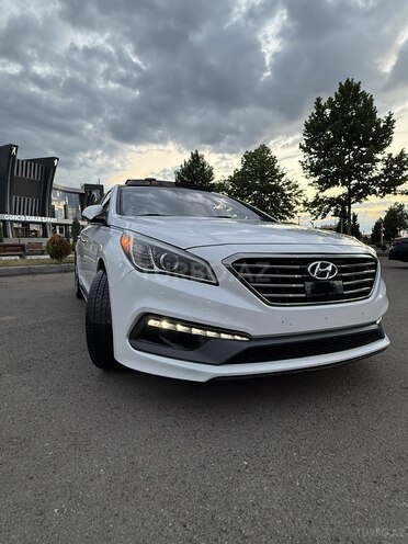 Hyundai Sonata-2
