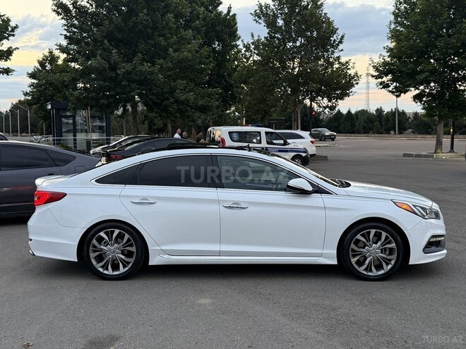 Hyundai Sonata-6