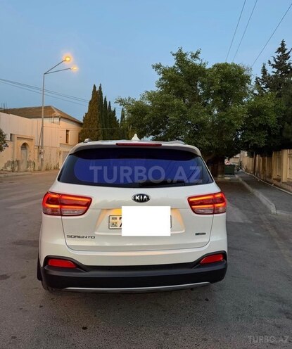 Kia Sorento-2