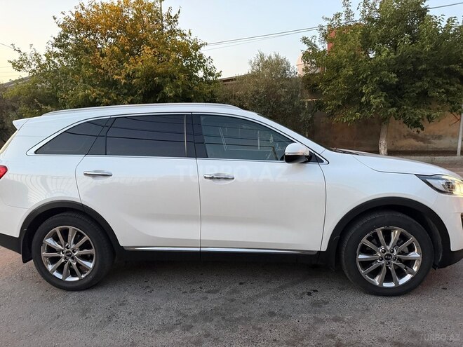 Kia Sorento-4