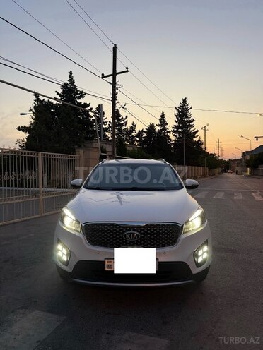 Kia Sorento-1