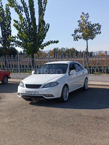 Daewoo Gentra-1