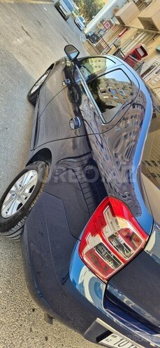 Chevrolet Cobalt-10