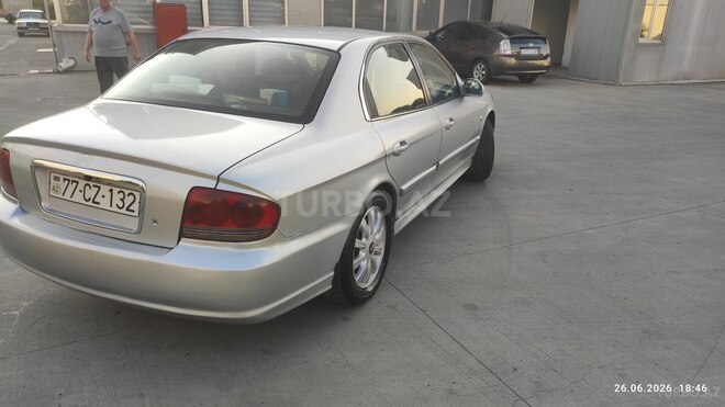 Hyundai Sonata-7