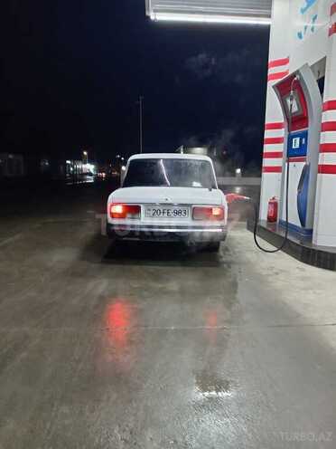 LADA (VAZ) 2107-2