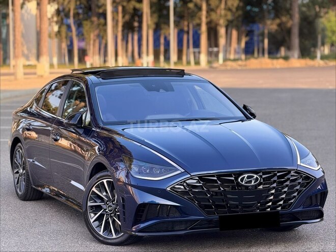 Hyundai Sonata-12