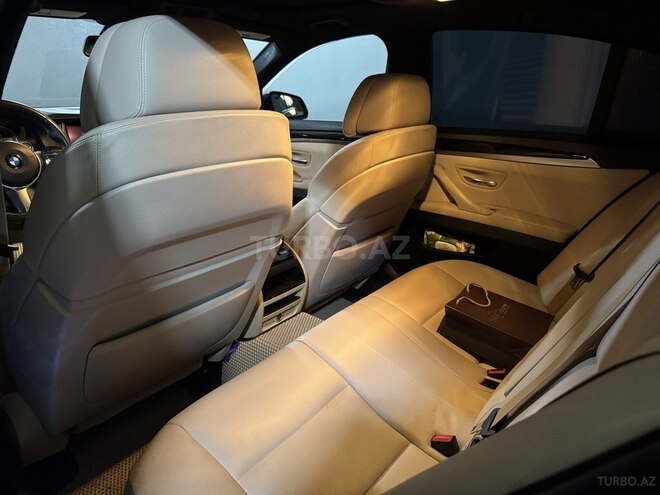 BMW 528-9