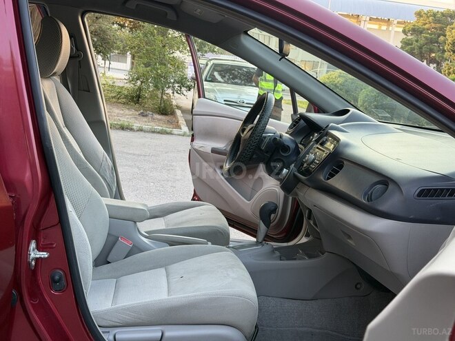 Honda Insight-13