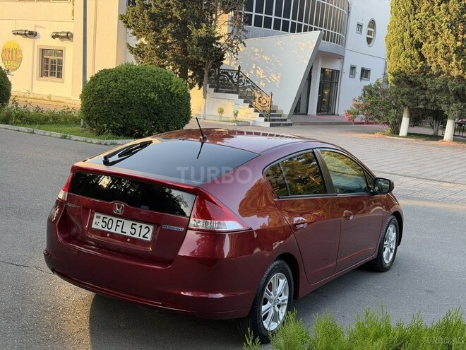 Honda Insight-3
