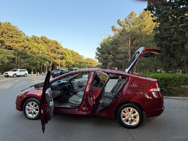 Honda Insight-12