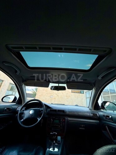 Volkswagen Passat-10