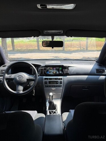 Toyota Corolla-6
