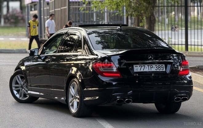 Mercedes C 250-12
