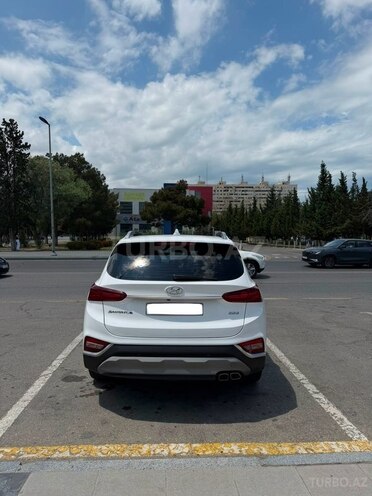 Hyundai Santa Fe-2
