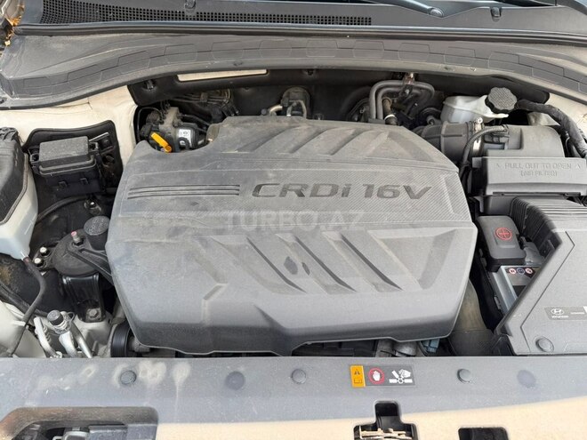 Hyundai Santa Fe-17