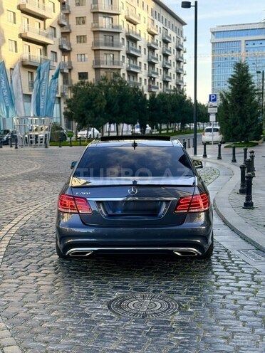 Mercedes E 400-2