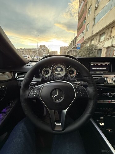 Mercedes E 400-12