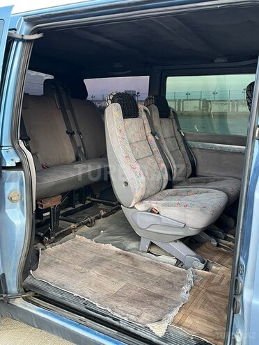 Mercedes Vito 110 D-20