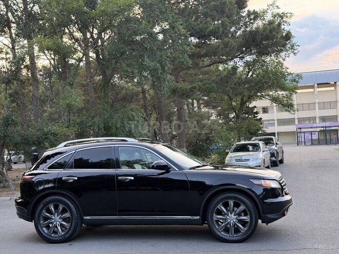 Infiniti FX35-6