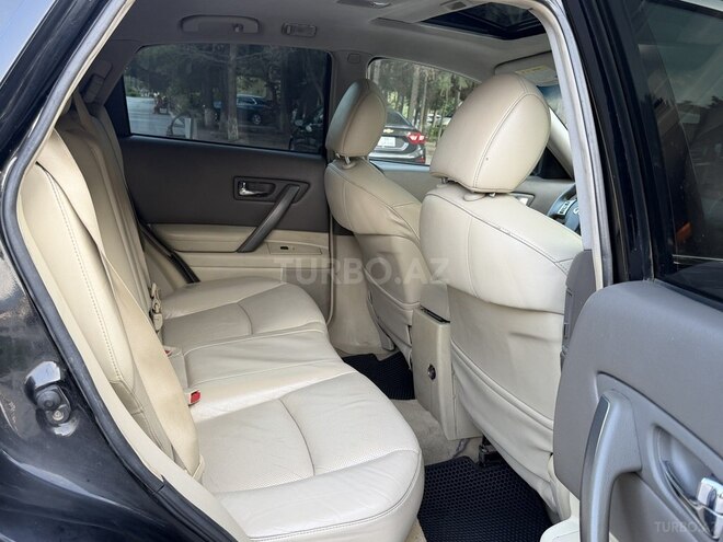 Infiniti FX35-13