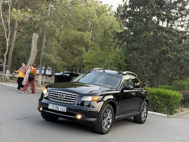 Infiniti FX35-4