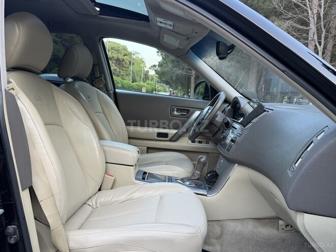 Infiniti FX35-15