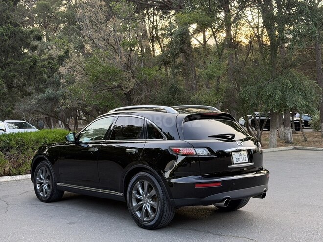 Infiniti FX35-10