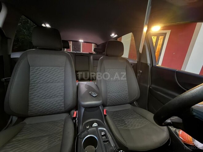 Chevrolet Equinox-5