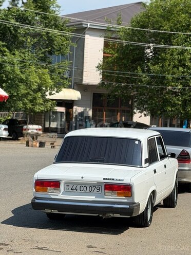LADA (VAZ) 2107-11