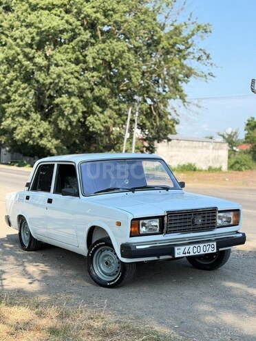 LADA (VAZ) 2107-13