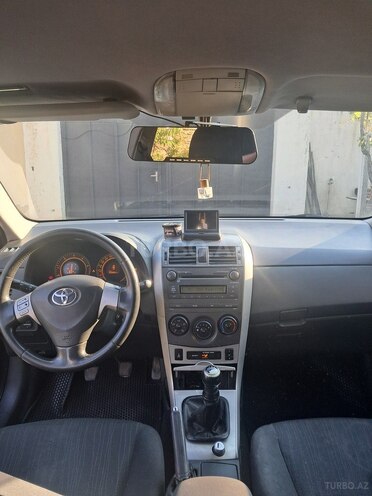 Toyota Corolla-4