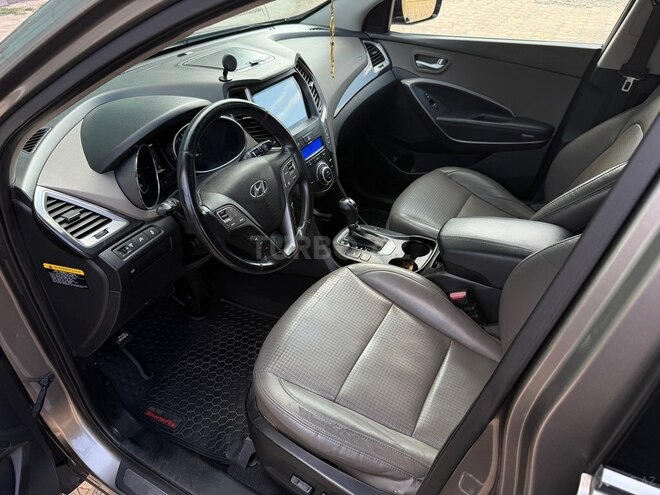 Hyundai Santa Fe-11