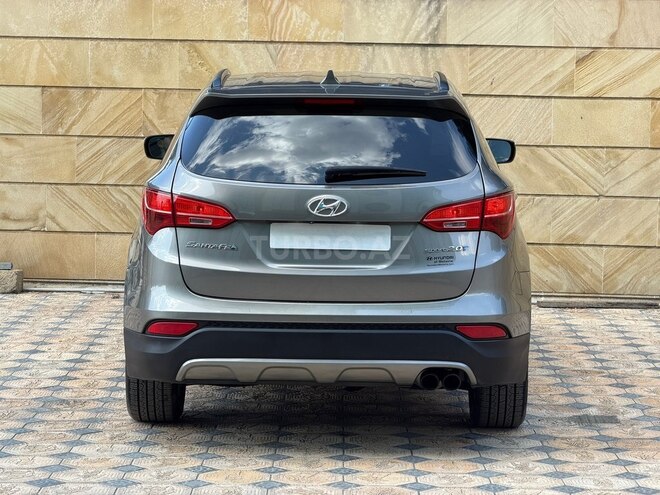 Hyundai Santa Fe-6